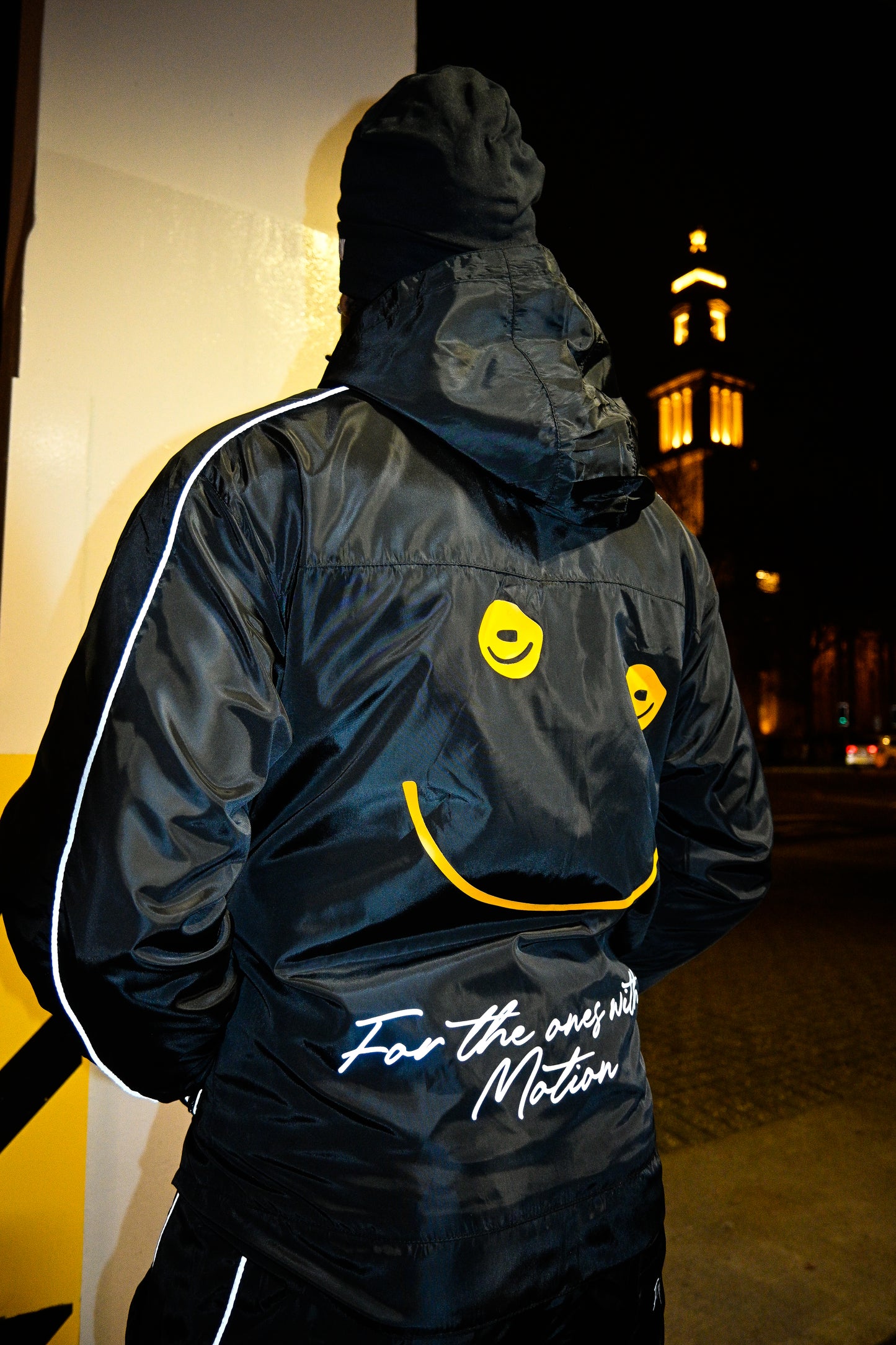 SKYLINE JACKET - BLACK