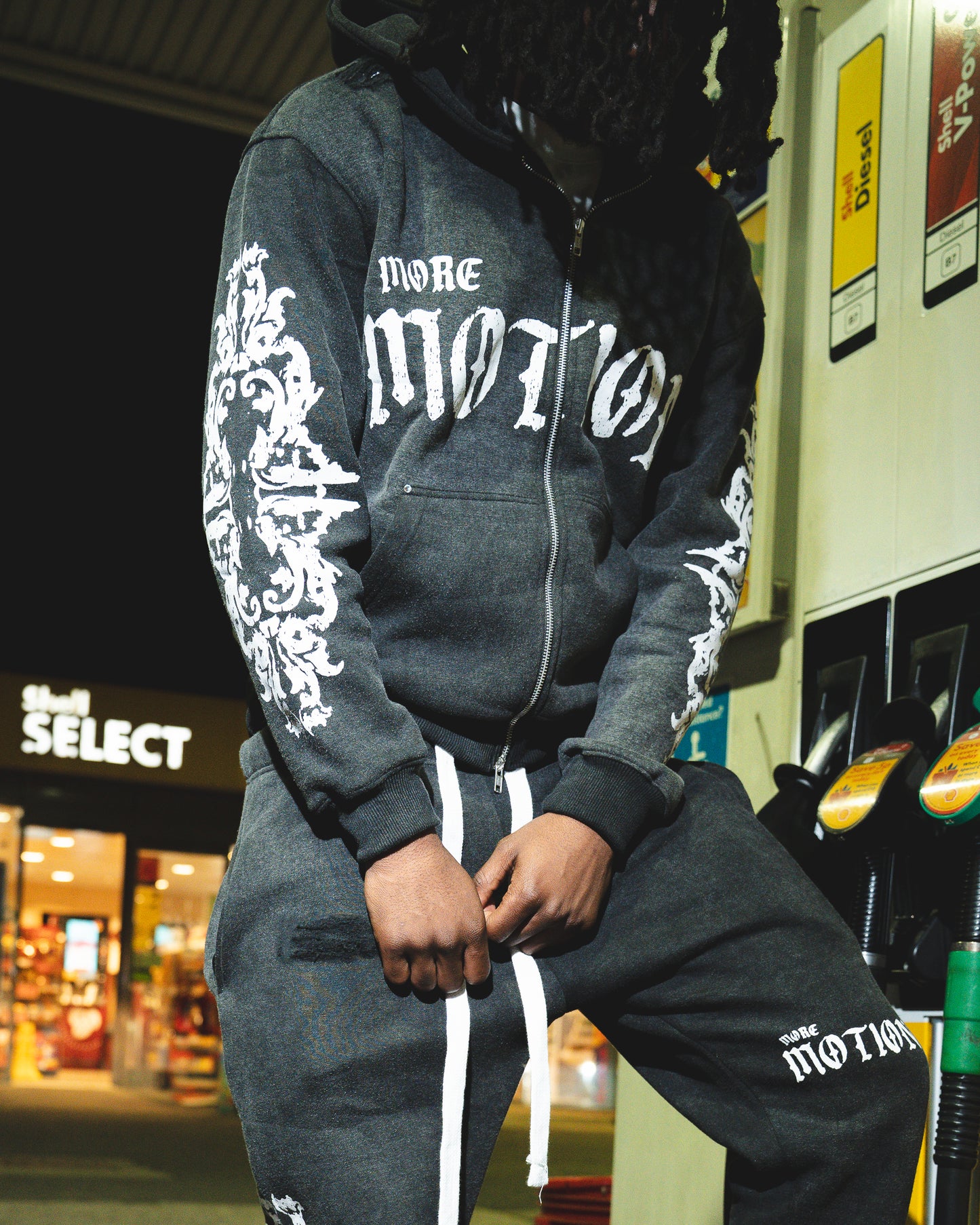 ENCORE ZIP HOODIE