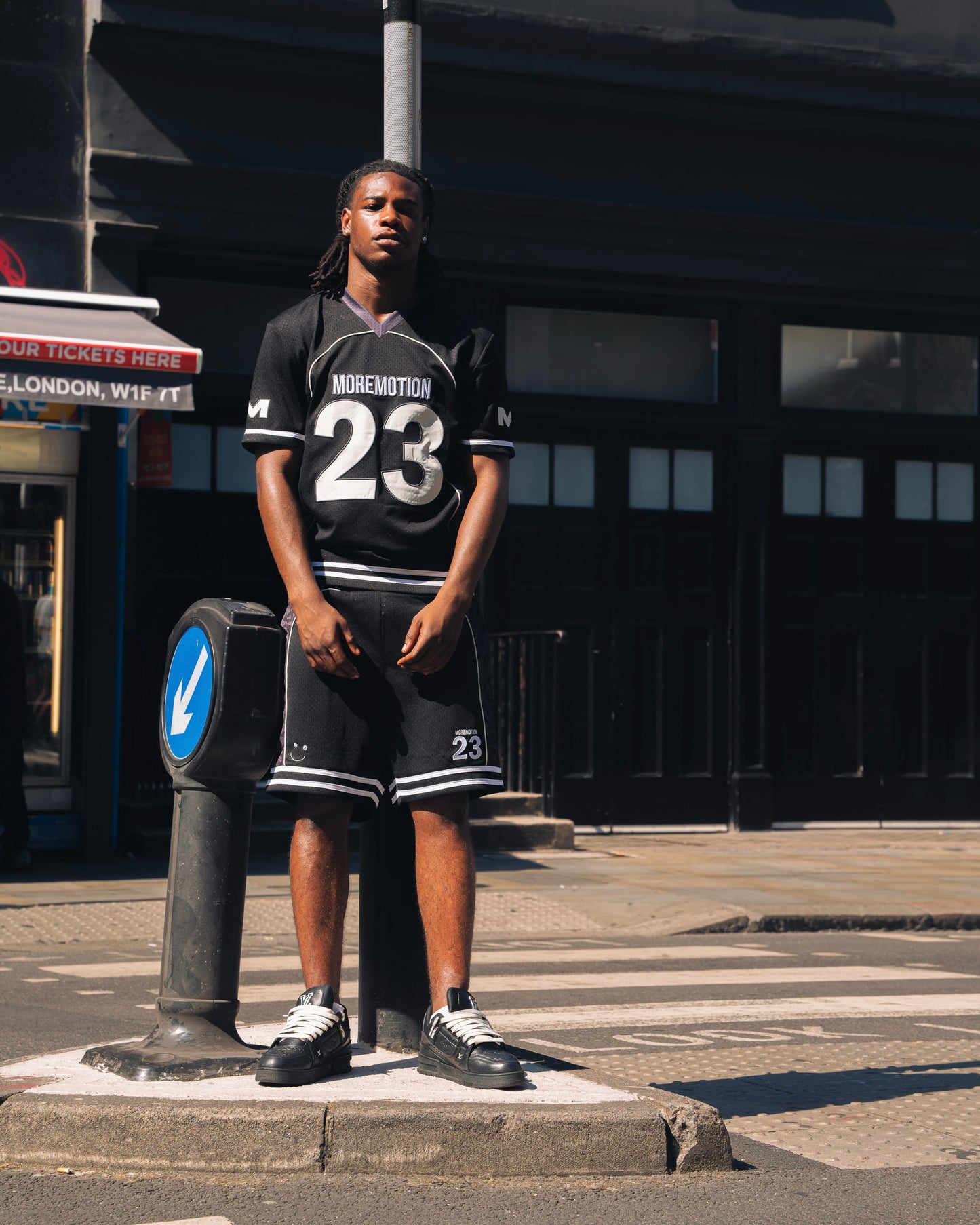 LEO MESH JERSEY - BLACK